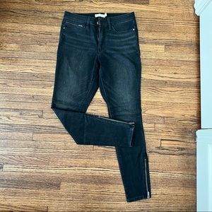 Sculptek Ultra Skinny Zip Jeans.